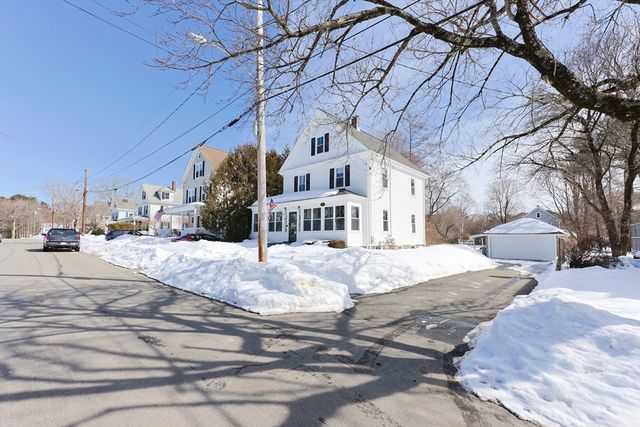 50 Riverside Pl, Walpole, MA 02081