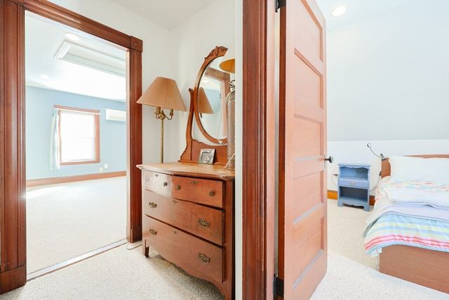 50 Riverside Pl, Walpole, MA 02081