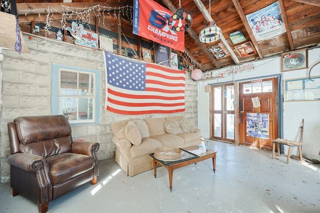 50 Riverside Pl, Walpole, MA 02081