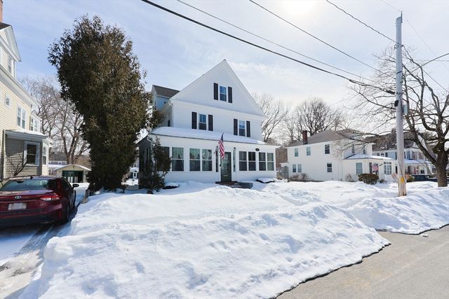 50 Riverside Pl, Walpole, MA 02081