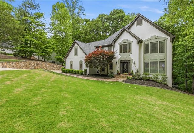 2175 River Cliff Drive, Roswell, GA 30076