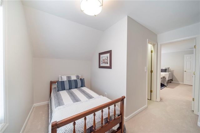 2175 River Cliff Drive, Roswell, GA 30076