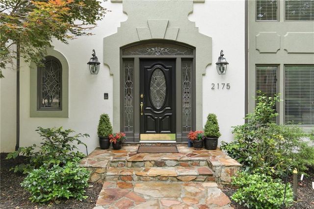 2175 River Cliff Drive, Roswell, GA 30076