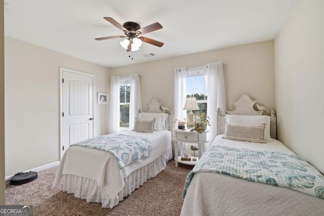 129 Kestrel Court E, Dawsonville, GA 30534