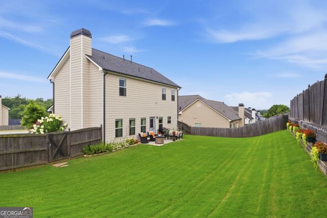 129 Kestrel Court E, Dawsonville, GA 30534