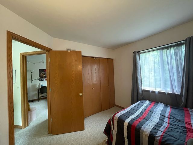 1456 Lancaster Court, Grayslake, IL 60030