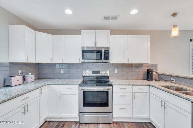 715 Sunset Circle, Beaufort, SC 29906