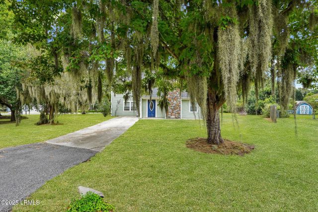 715 Sunset Circle, Beaufort, SC 29906