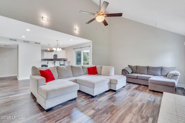 715 Sunset Circle, Beaufort, SC 29906