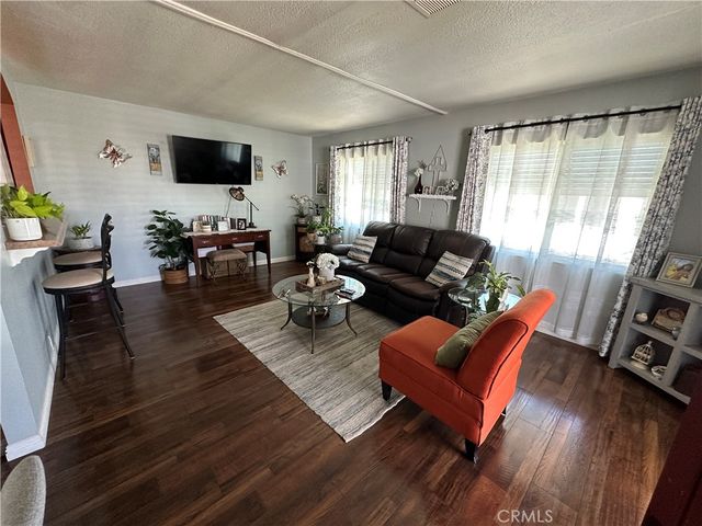 260 N Lyon Avenue 112, Hemet, CA 92543