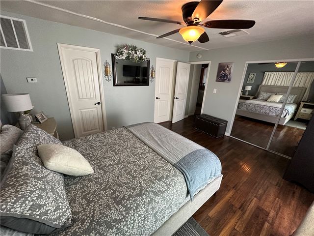 260 N Lyon Avenue 112, Hemet, CA 92543