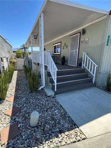 260 N Lyon Avenue 112, Hemet, CA 92543