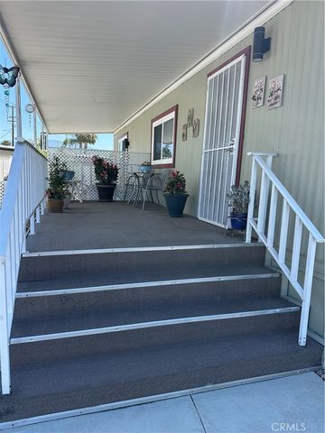 260 N Lyon Avenue 112, Hemet, CA 92543