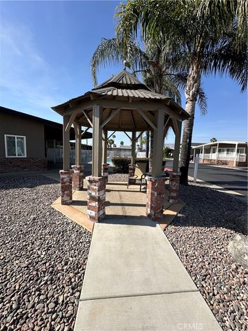 260 N Lyon Avenue 112, Hemet, CA 92543
