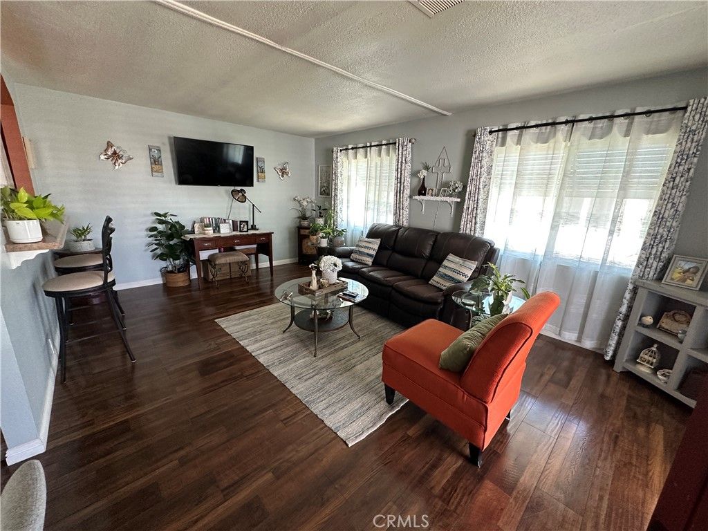 Image 16 of property listing at 260 N Lyon Avenue 112, Hemet, CA 92543