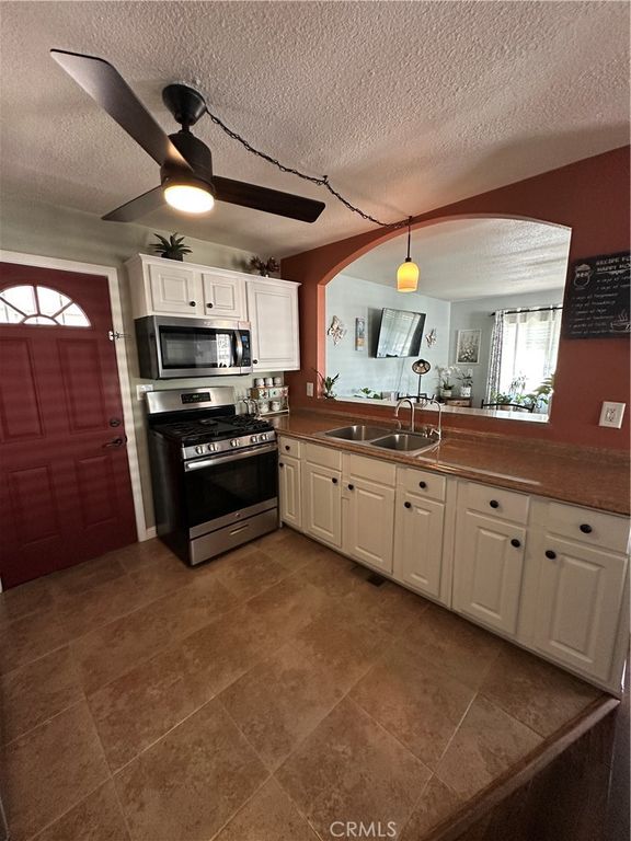 Image 24 of property listing at 260 N Lyon Avenue 112, Hemet, CA 92543