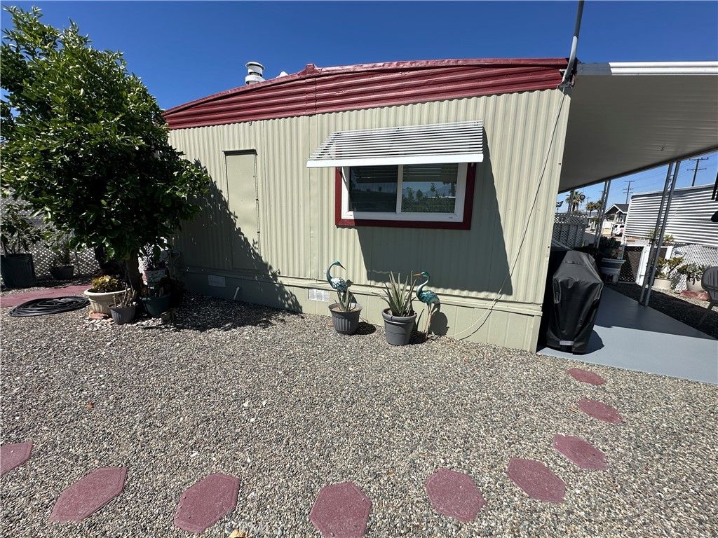 Image 36 of property listing at 260 N Lyon Avenue 112, Hemet, CA 92543