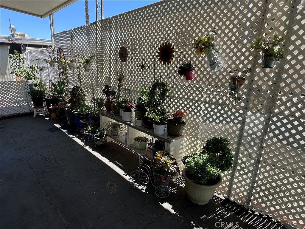 Image 46 of property listing at 260 N Lyon Avenue 112, Hemet, CA 92543