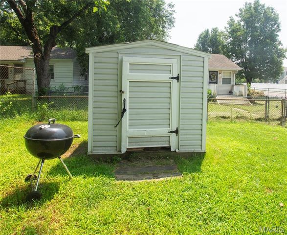412 Wood River Avenue, East Alton, IL 62024