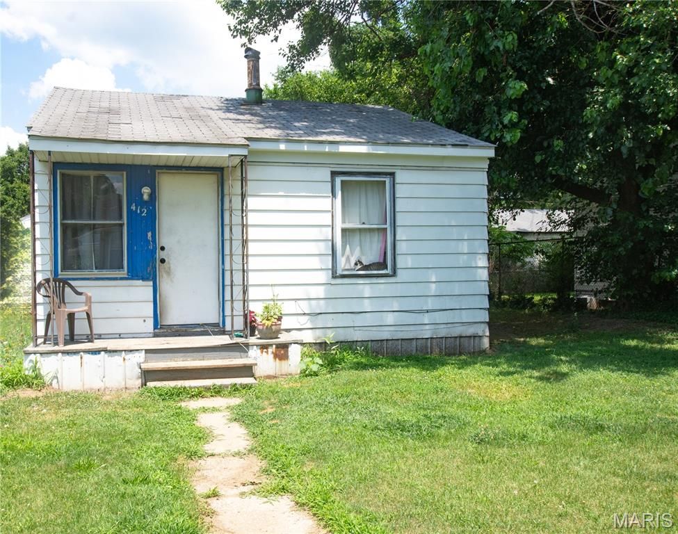 412 Wood River Avenue, East Alton, IL 62024