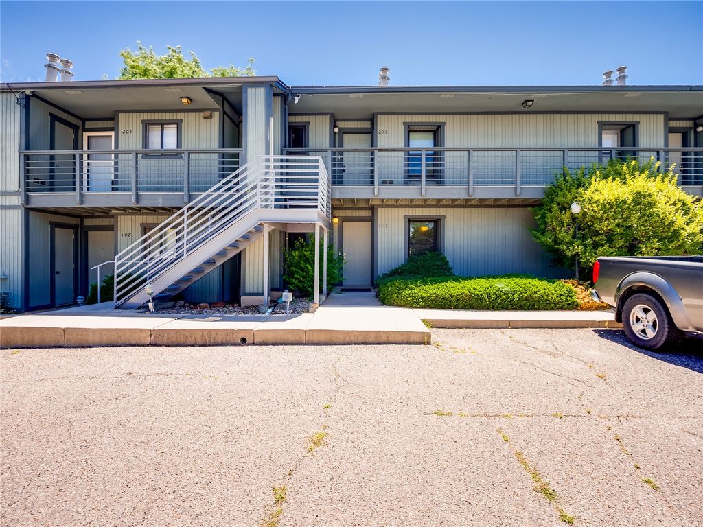 1300 Iris Street 107, Los Alamos, NM 87544