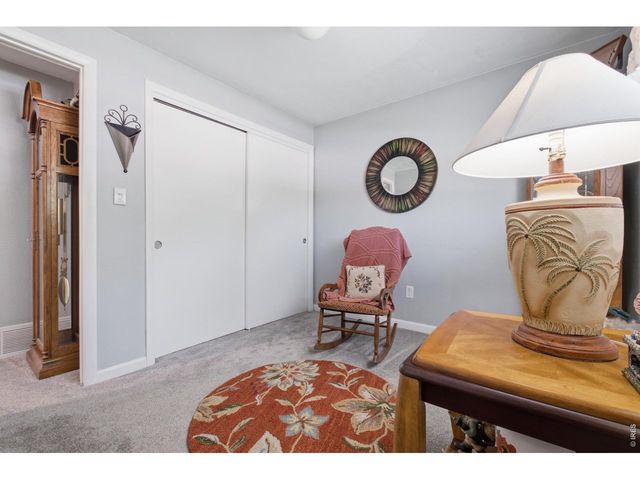 4 S Gay Dr, Longmont, CO 80501