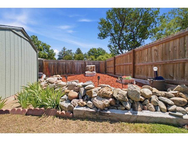 4 S Gay Dr, Longmont, CO 80501