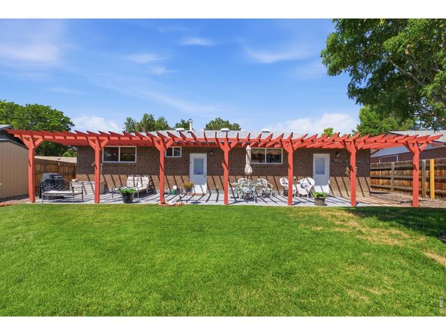 4 S Gay Dr, Longmont, CO 80501