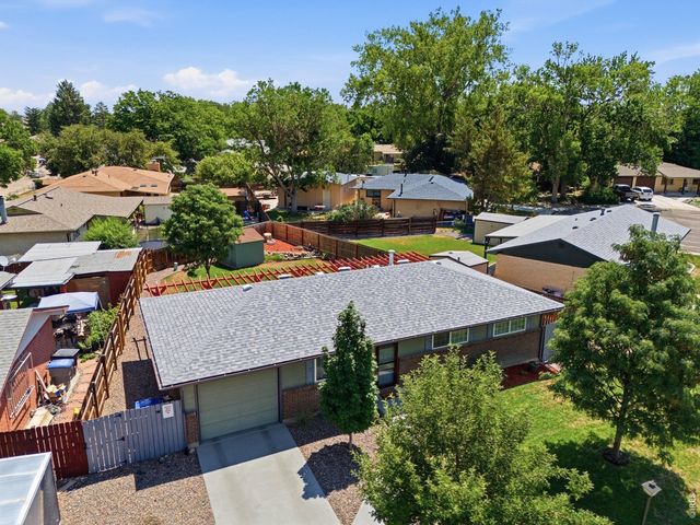 4 S Gay Dr, Longmont, CO 80501