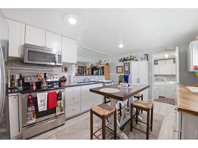 4 S Gay Dr, Longmont, CO 80501