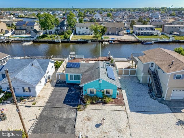 30 W MOHAWK DR, Little Egg Harbor Twp, NJ 08087