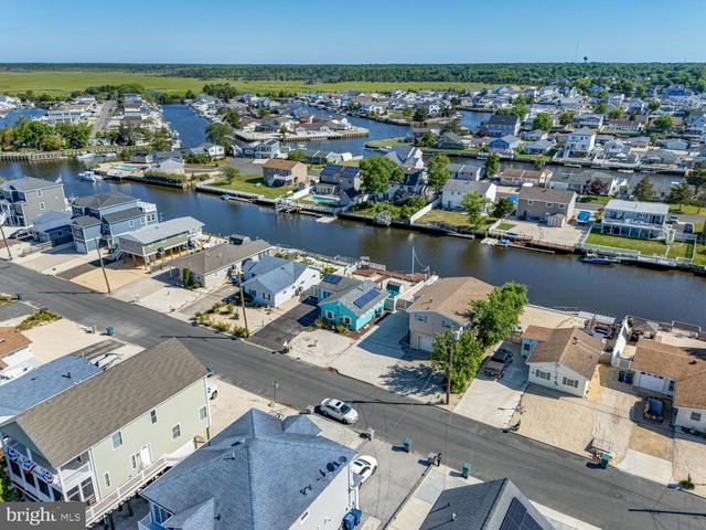 30 W MOHAWK DR, Little Egg Harbor Twp, NJ 08087