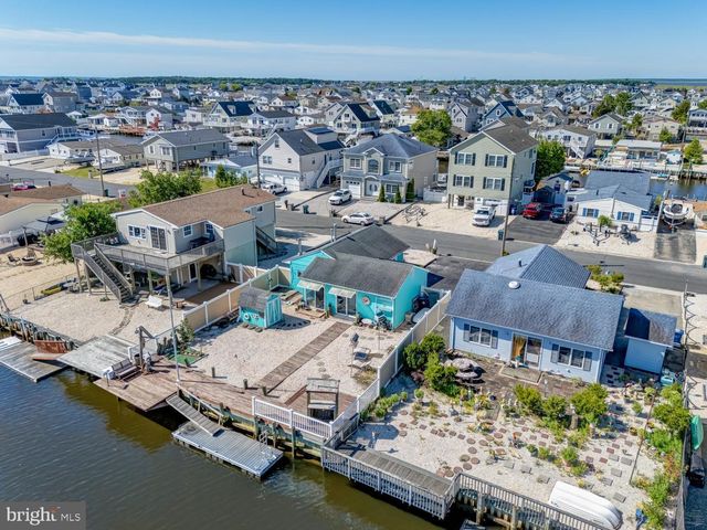 30 W MOHAWK DR, Little Egg Harbor Twp, NJ 08087