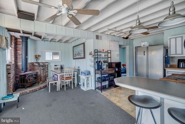 30 W MOHAWK DR, Little Egg Harbor Twp, NJ 08087