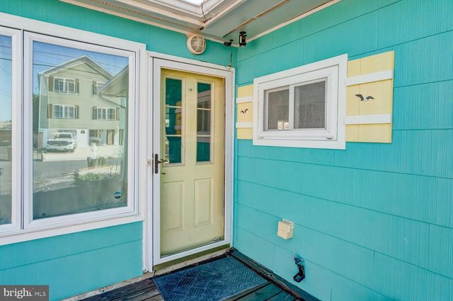 30 W MOHAWK DR, Little Egg Harbor Twp, NJ 08087