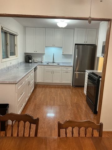 21W205 Coronet Road, Lombard, IL 60148