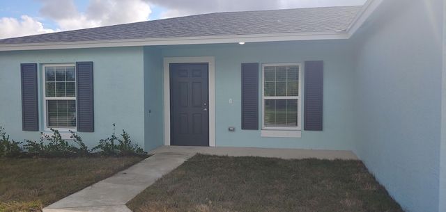 682 SW PAAR Drive, Port St. Lucie, Port St Lucie, FL 34953