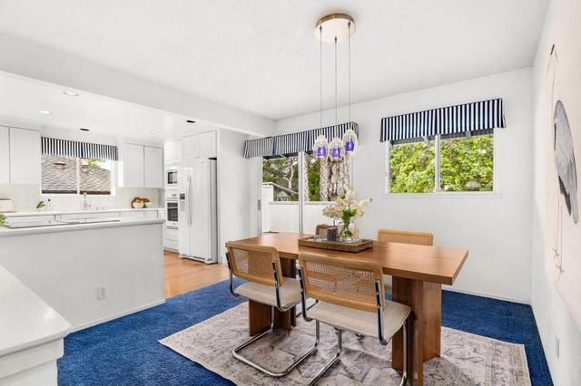 325 14th Avenue, Santa Cruz, CA 95062