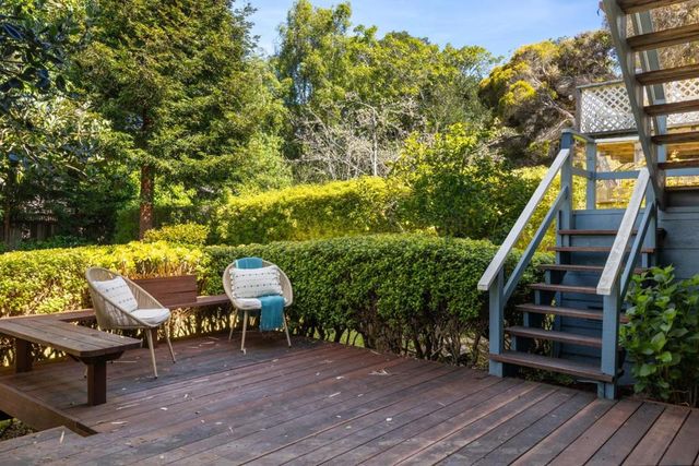 325 14th Avenue, Santa Cruz, CA 95062