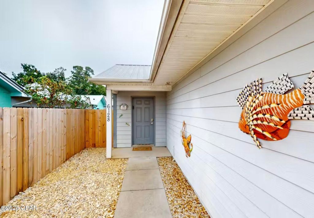 6128 Loquat Avenue, Panama City, FL 32408