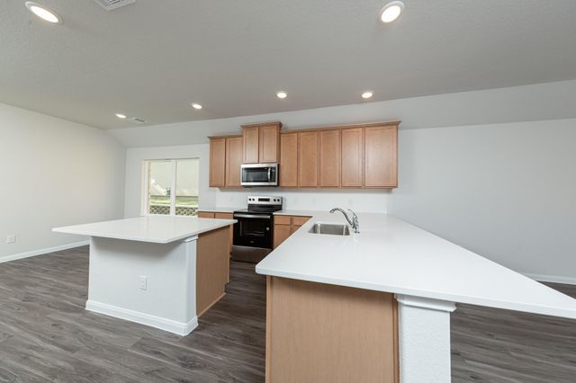 213 Lake Estates Drive, Montgomery, TX 77356