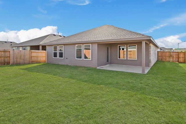 101 Knight Bayou Drive, Dayton, TX 77535