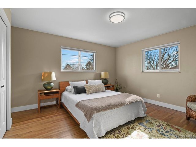 1115 W Hinsdale Dr, Littleton, CO 80120