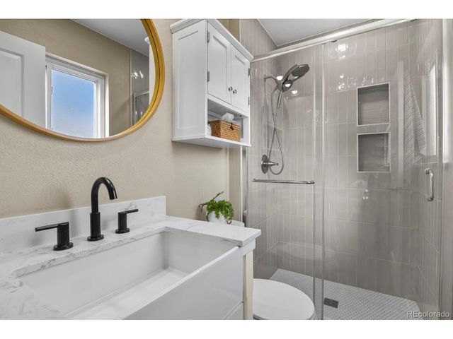 1115 W Hinsdale Dr, Littleton, CO 80120