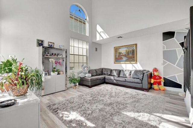 7647 Rockport Circle, Lake Worth, FL 33467