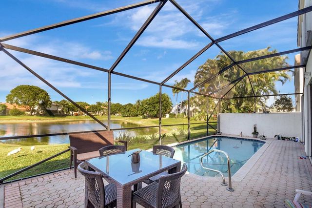 7647 Rockport Circle, Lake Worth, FL 33467