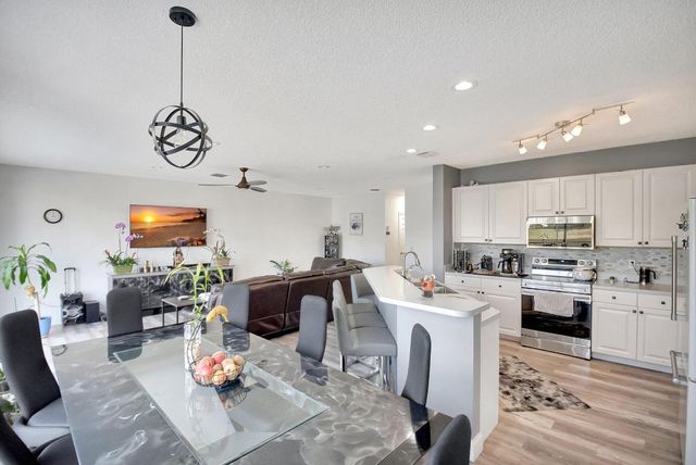 7647 Rockport Circle, Lake Worth, FL 33467