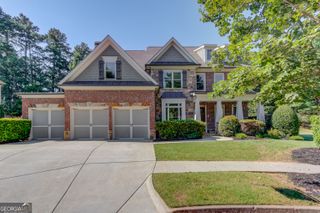 6504 Blue Water Drive, Buford, GA 30518