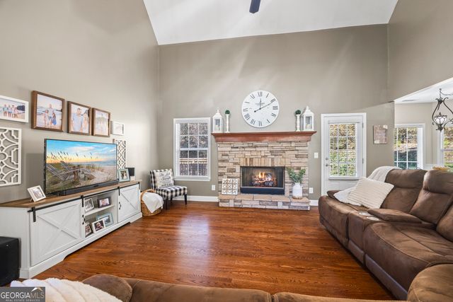 17 Collier Mill Road, Toccoa, GA 30577