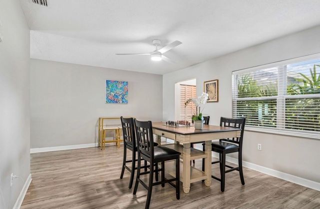 5127 CAESAR WAY S, St Petersburg, FL 33712